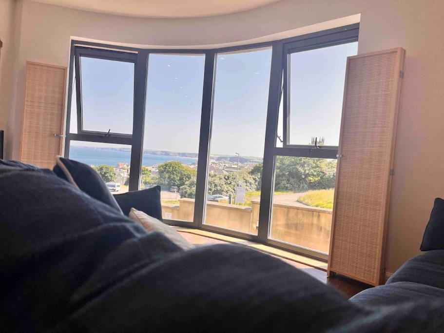 2Bed With Pool & Sea View Apartment New Quay Exteriör bild